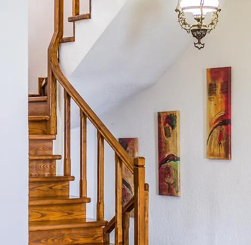 Niriis Áyios Nikítas