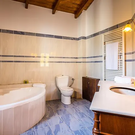 Niriis * Áyios Nikítas